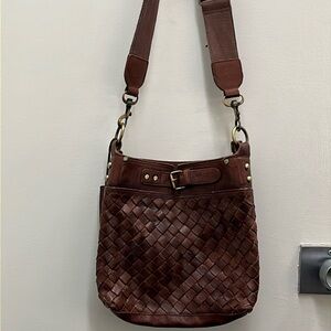 Mo & Co crossbody woven leather zip purse, everyday, buckles, brown color, strap